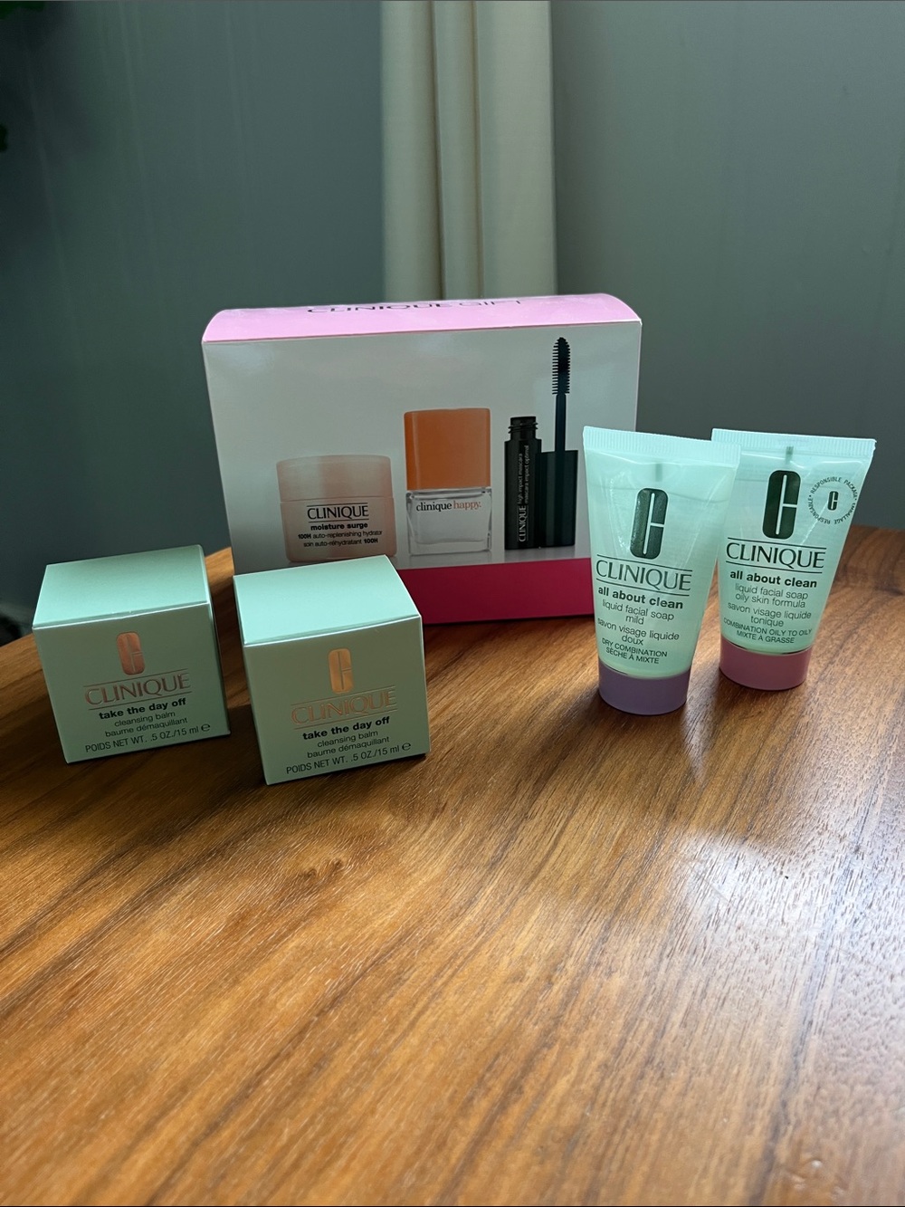 Clinique Cleansers and Gift Set